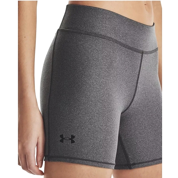Under Armour HeatGear 5" Mid-Rise Middy Compression Shorts - Picture 1 of 6